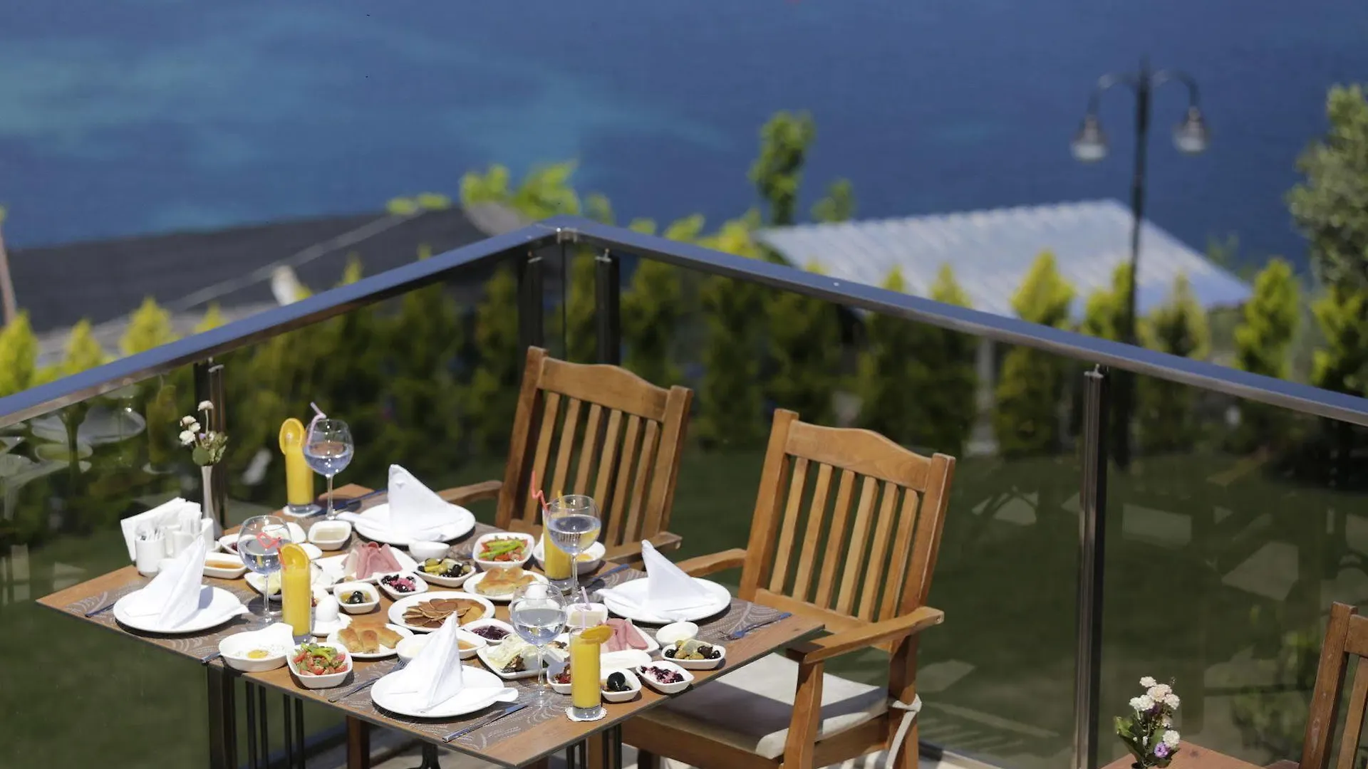 Palmera Hotel Kusadasi 3*,